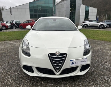 Usato 2015 Alfa Romeo Giulietta 1.6 Diesel 105 CV (6.900 €)