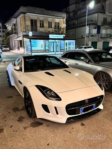 Usato 2015 Jaguar F-Type 3.0 Benzin 381 CV (42.900 €)