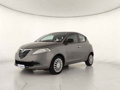 Usato 2015 Lancia Ypsilon 1.2 Benzin 69 CV (9.300 €)