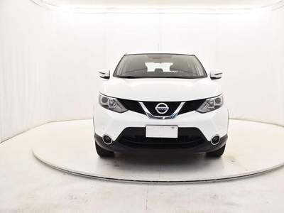 Usato 2015 Nissan Qashqai 1.2 Benzin 116 CV (12.400 €)