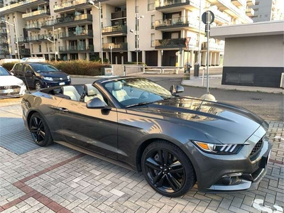 Usato 2016 Ford Mustang 2.3 Benzin 317 CV (33.700 €)