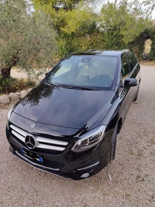 Usato 2018 Mercedes B180 1.5 Diesel 109 CV (17.500 €)