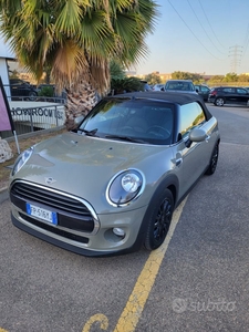 Usato 2018 Mini Cooper Cabriolet Benzin (25.500 €)