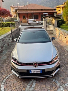 Usato 2018 VW Golf 2.0 Benzin 245 CV (30.000 €)