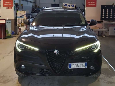 Usato 2019 Alfa Romeo Stelvio 2.1 Diesel 209 CV (33.500 €)