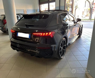 Usato 2022 Audi RS3 2.5 Benzin 400 CV (67.000 €)