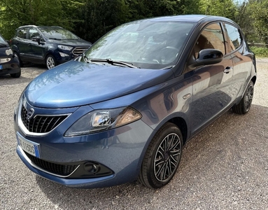 Lancia Ypsilon 1.0 FireFly