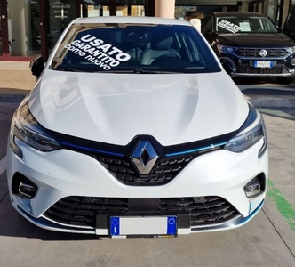 Renault Clio E-Tech 140 CV