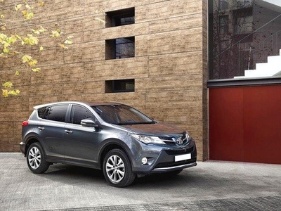 TOYOTA RAV4 2.0 D-4D 2WD Active