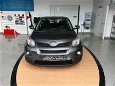 Toyota Urban Cruiser Cruiser 1.D-4D AWD Sol del 2010 usata a Novi Ligure