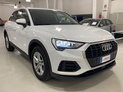 Audi Q3 35 2.0 tdi Business Advanced s-tronic usato