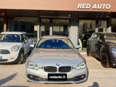 BMW Serie 3 Touring 318d Business Advantage aut. usato