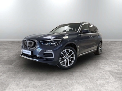 BMW X5 xDrive30d xLine 195 kW