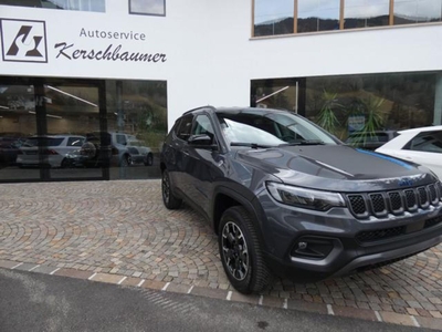 Jeep Compass 1.3 T4 240CV PHEV AT6 4xe Trailhawk nuovo