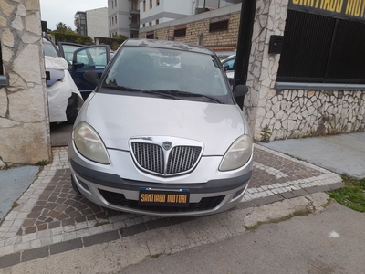 Lancia Ypsilon 1.2 Argento 100