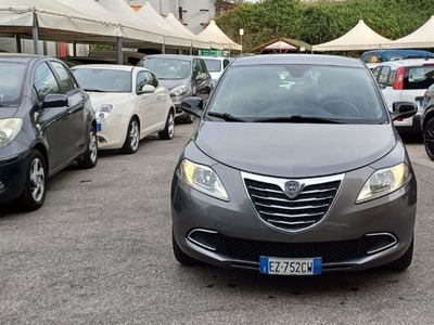 Lancia Ypsilon 1.3 MJT