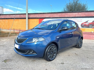 LANCIA YPSILON GOLD 1.0 70CV HYBRID NEOPATENTATI IVA ESPOSTA