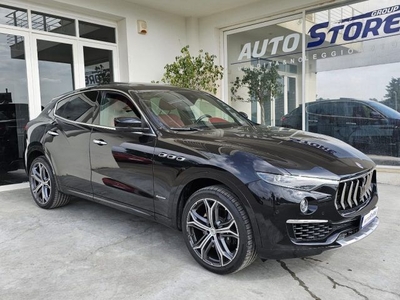 MASERATI Levante V6 Diesel AWD Granlusso No Superbollo