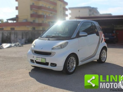 smart fortwo 1000 45 kW MHD coupé pure usato