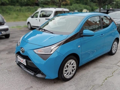 TOYOTA Aygo Connect 1.0 VVT-i 72 CV 5 porte x-play