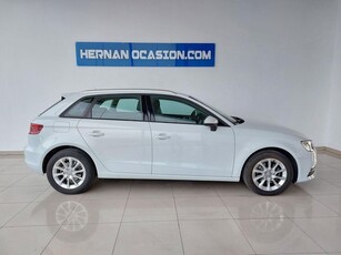 Audi A3 1.6 TDI clean diesel 110cv S tronic Attraction