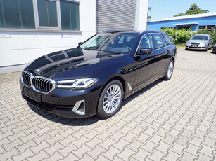 BMW 5er D Touring Luxury Line*upe 78.480*headup*pano