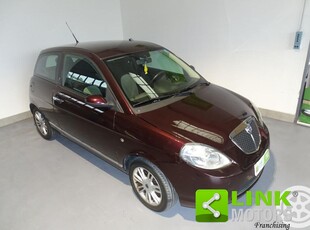 LANCIA Ypsilon 1.3 MJT 75 CV Argento -OK Neopatentati Usata