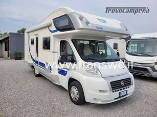 Mc Louis Tandy 640 camper mansardato 7 posti letto con letti a castello in coda