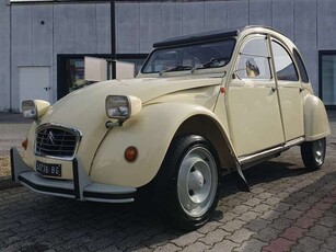 Usato 1978 Citroën 2CV 0.6 Benzin 29 CV (9.000 €)