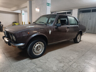 Usato 1980 Alfa Romeo Alfetta 1.6 Benzin 109 CV (8.500 €)