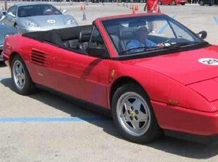 Usato 1989 Ferrari Mondial Benzin (75.000 €)