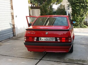 Usato 1991 Alfa Romeo 75 1.8 Benzin 118 CV (12.000 €)