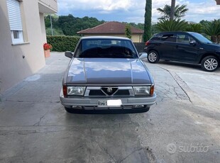 Usato 1992 Alfa Romeo 75 1.6 Benzin 103 CV (7.500 €)