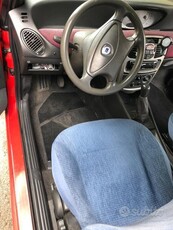 Usato 1997 Lancia Ypsilon 1.1 Benzin 54 CV (1.350 €)