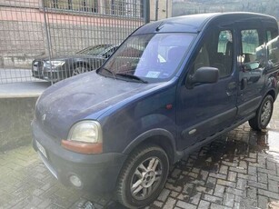 Usato 2002 Renault Kangoo 1.6 Benzin 95 CV (2.900 €)