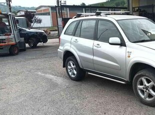 Usato 2002 Toyota RAV4 2.0 Diesel 116 CV (900 €)