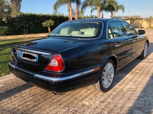 Usato 2003 Jaguar XJ8 4.2 LPG_Hybrid 298 CV (23.800 €)