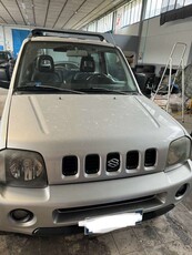 Usato 2003 Suzuki Jimny 1.3 Benzin 82 CV (9.500 €)