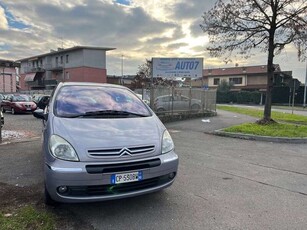 Usato 2004 Citroën Xsara Picasso 1.6 Benzin 95 CV (3.290 €)