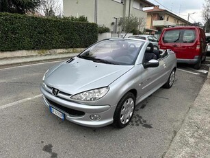 Usato 2004 Peugeot 206 CC 1.6 Benzin 109 CV (2.999 €)