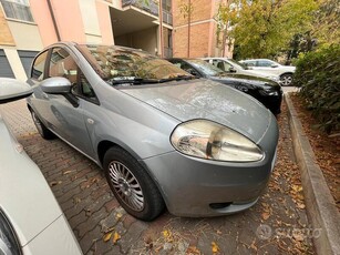 Usato 2006 Fiat Grande Punto 1.2 Diesel 75 CV (2.450 €)