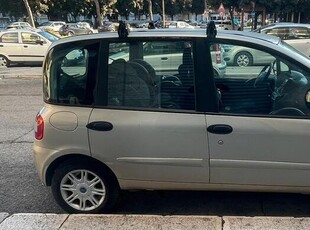 Usato 2006 Fiat Multipla 1.6 CNG_Hybrid 103 CV (2.200 €)