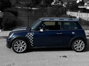 Usato 2006 Mini Cooper S 1.6 Benzin (6.490 €)