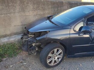 Usato 2006 Peugeot 207 1.6 Diesel 109 CV (500 €)