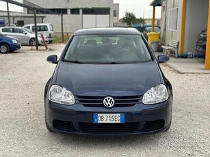 Usato 2006 VW Golf V 1.9 Diesel 105 CV (2.700 €)