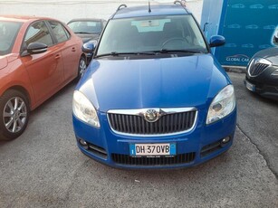 Usato 2007 Skoda Roomster 1.2 Benzin 69 CV (3.900 €)