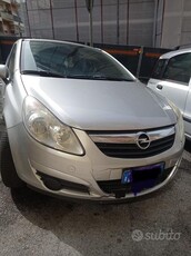 Usato 2008 Opel Corsa 1.2 Diesel 69 CV (1.900 €)