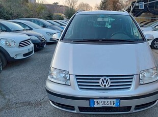 Usato 2008 VW Sharan 1.9 Diesel 116 CV (6.999 €)