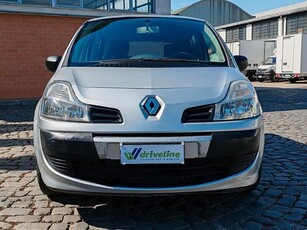 Usato 2009 Renault Grand Modus 1.1 Benzin 75 CV (4.500 €)