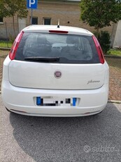 Usato 2010 Fiat Grande Punto 1.2 Benzin 65 CV (4.000 €)